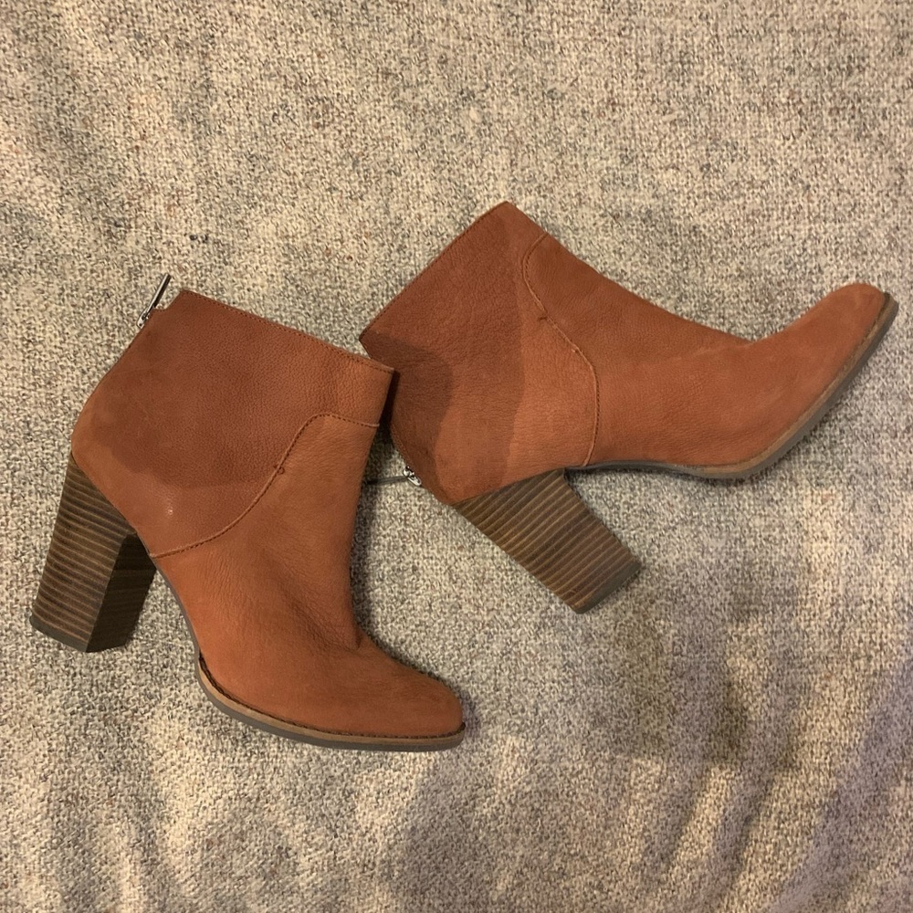 Lucky Brand Liesell Boots